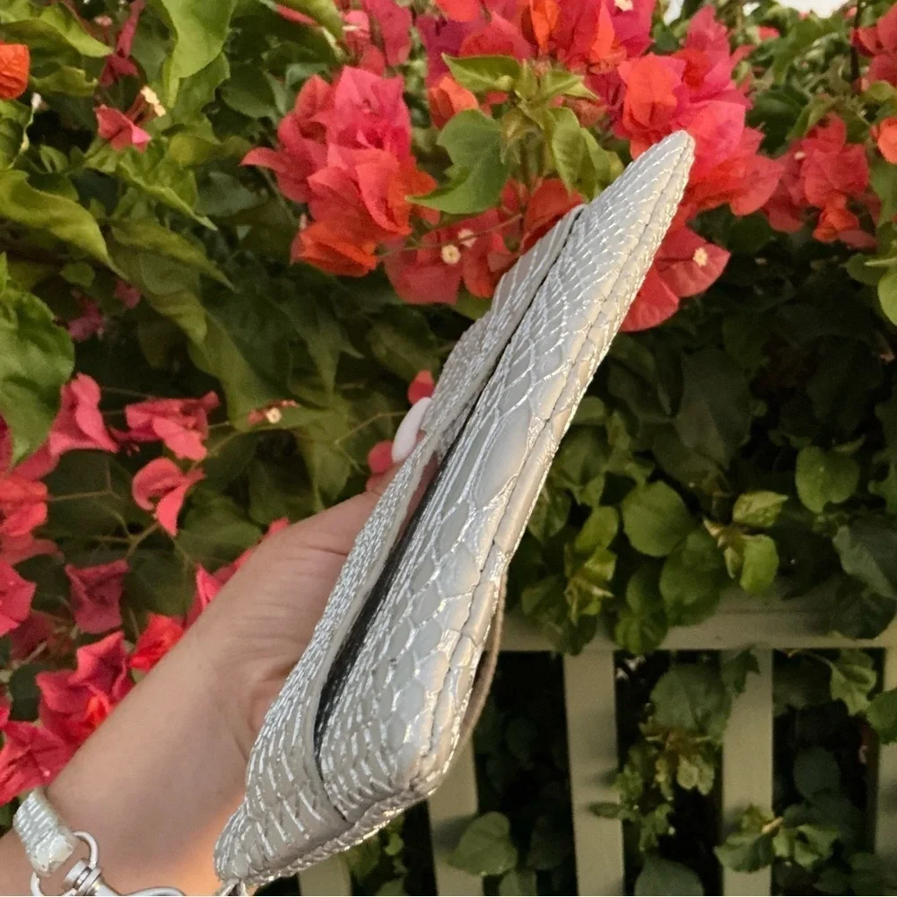 Chic White Textured Clutch Wristlet